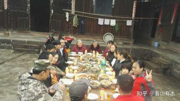 倍操盘 你是什么时候开始爱上喝白酒的？